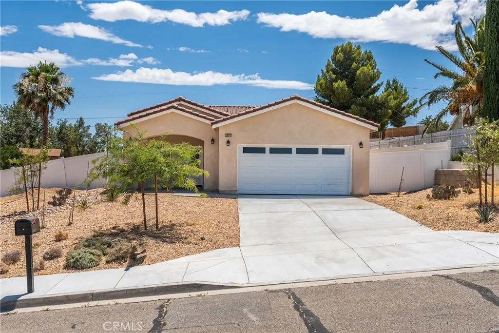 16277 Puesta Del Sol, Victorville, CA 92394 - Photo 2 of 26, Victorville, CA