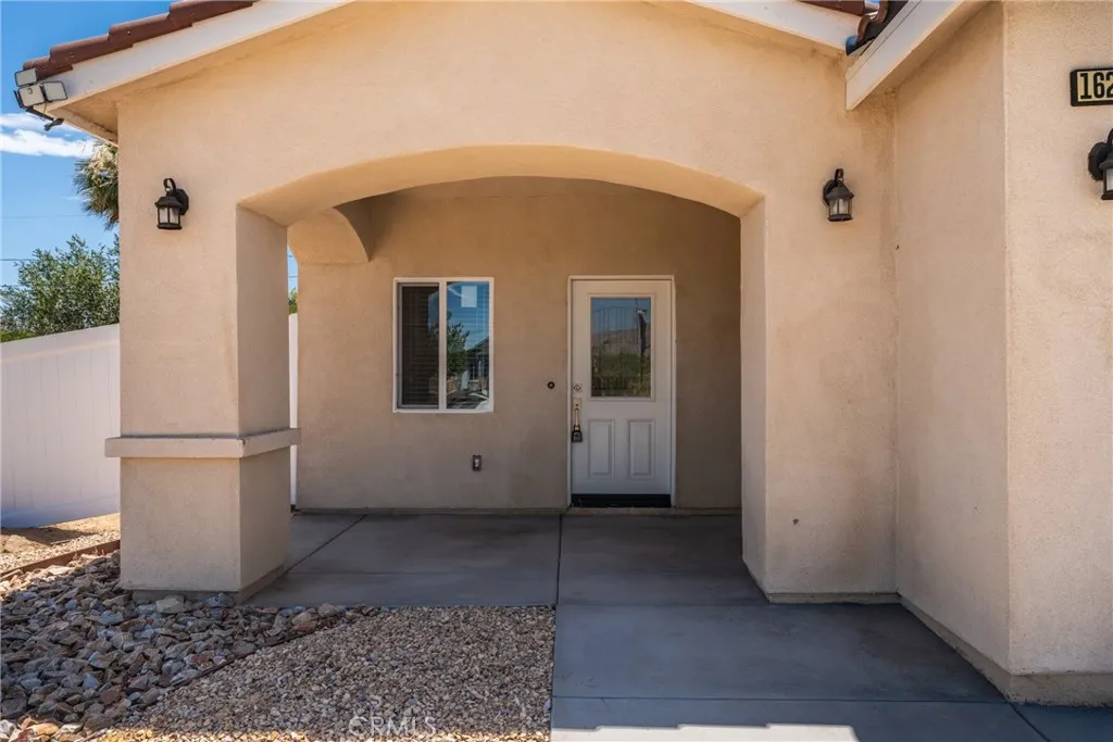 16277 Puesta Del Sol, Victorville, CA 92394 - Photo 4 of 26, Victorville, CA