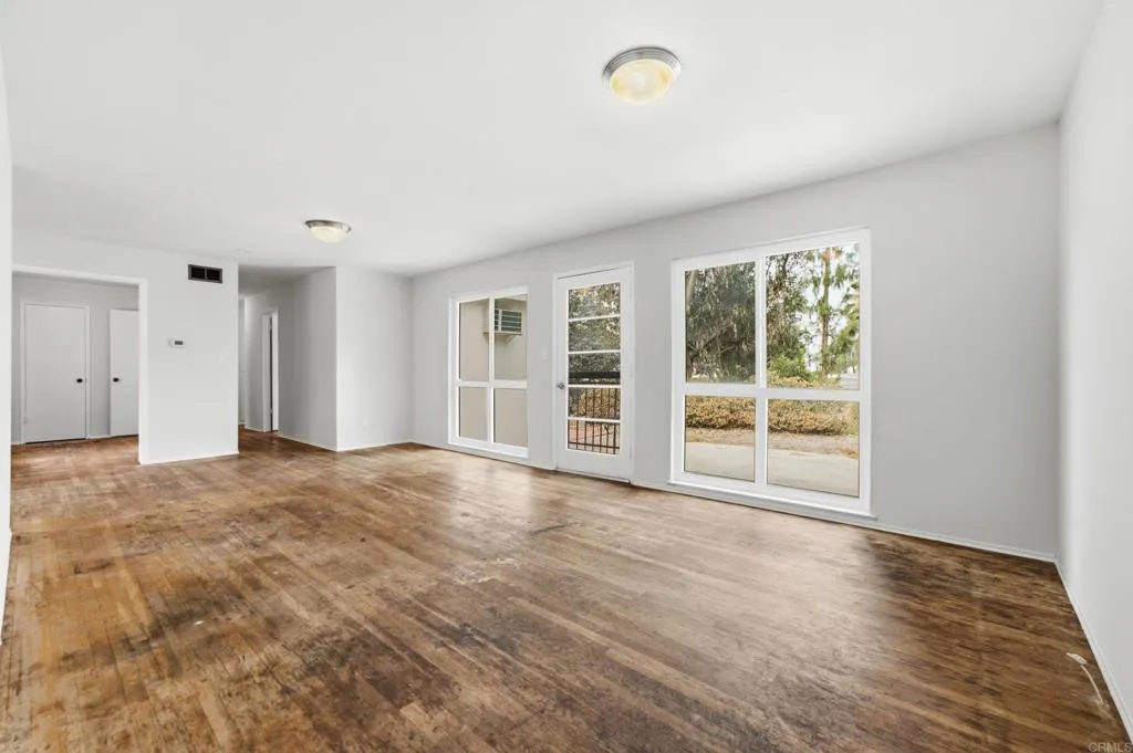 https://cdn.realtyfeed.com/cdn/127/306766996/566852c5b4099d029aca04e09301b713.webp