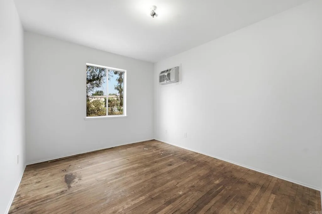 https://cdn.realtyfeed.com/cdn/127/306766996/f1bed45c21d97e94581311c2c6f98ad5.webp