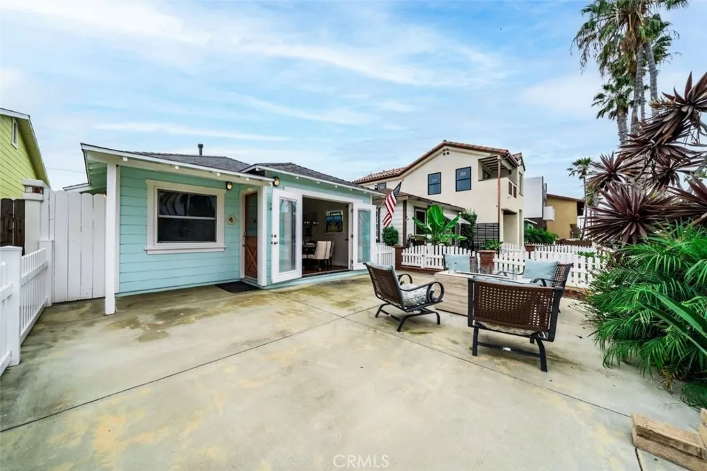 Huntington Beach, CA 92648