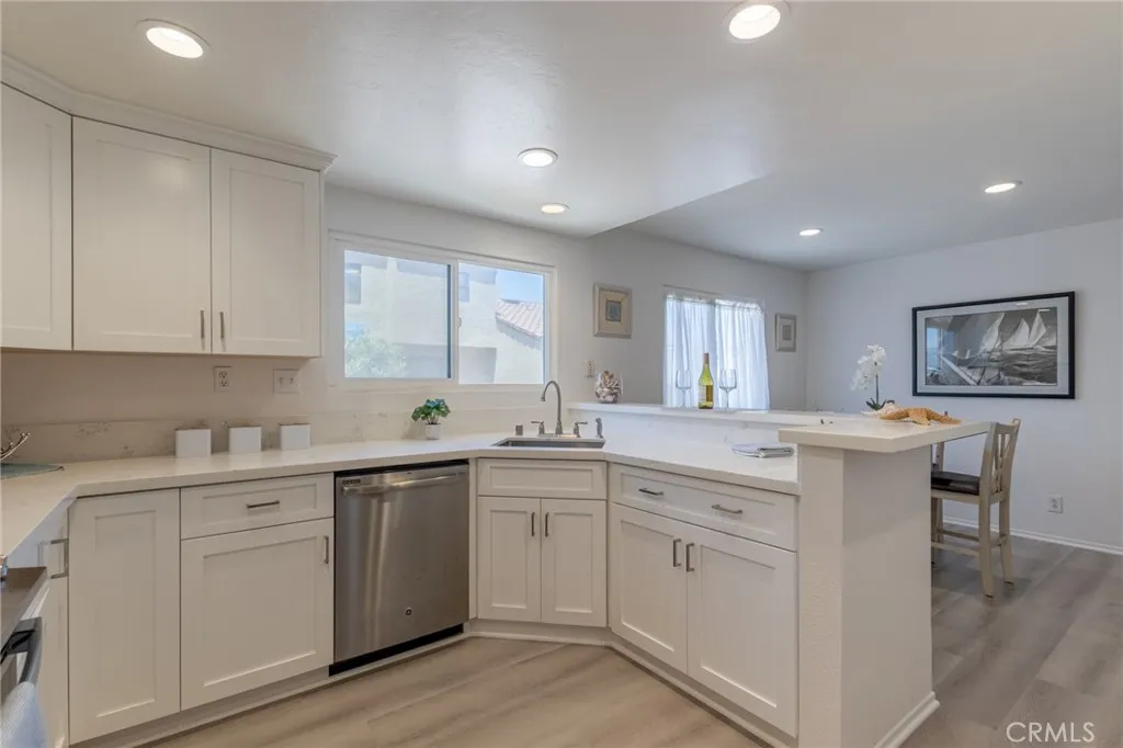 16456 Germain Circle, Huntington Beach, CA 92649 - Photo 5 of 30, Huntington Beach, CA