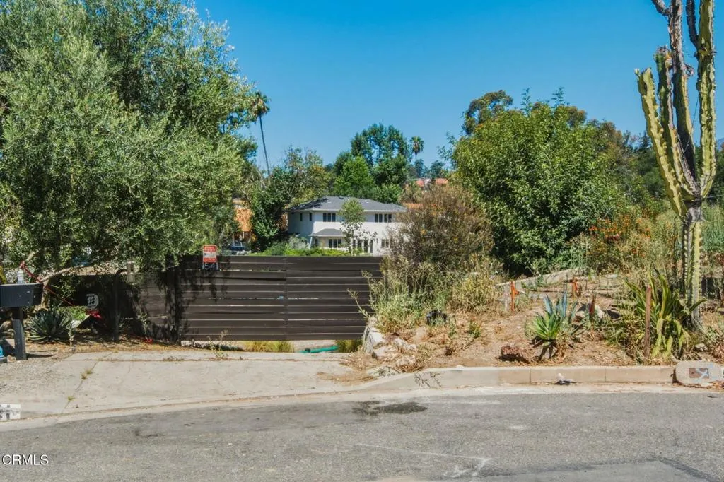 Altadena, CA 91001