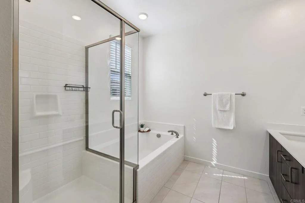 Photo #28: PTP2605286 Listing: Photo #28