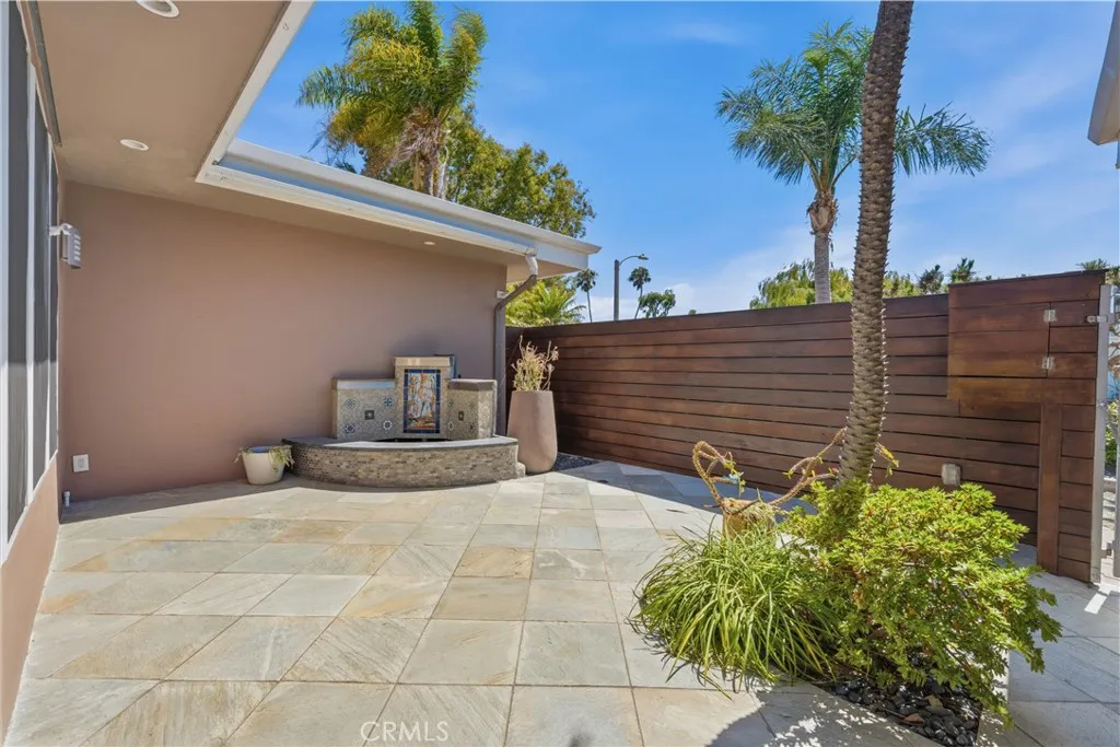 17140 Edgewater Lane, Huntington Beach, CA 92649 - Photo 4 of 53, Huntington Beach, CA