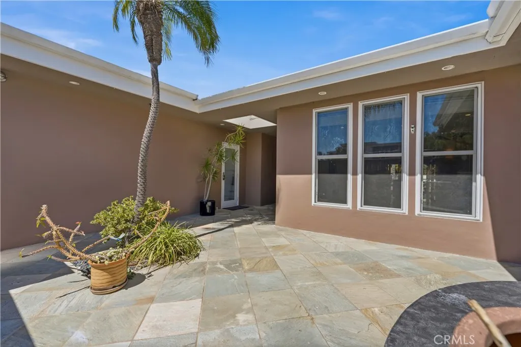 17140 Edgewater Lane, Huntington Beach, CA 92649 - Photo 5 of 53, Huntington Beach, CA