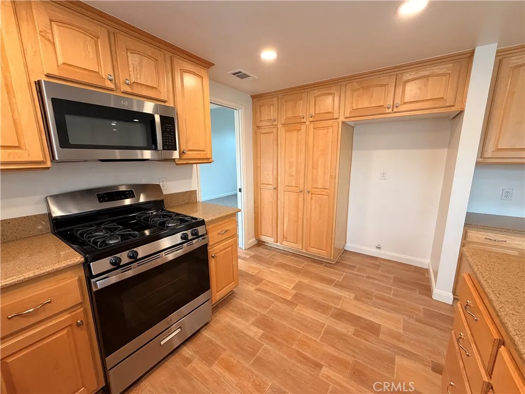 11341 Rancho La Brea, Riverside, CA 92505 - Photo 3 of 16, Riverside, CA
