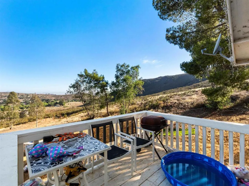 https://cdn.realtyfeed.com/cdn/127/306767215/827a20d1a3a007e7bd6376bf1f79b6c1.webp