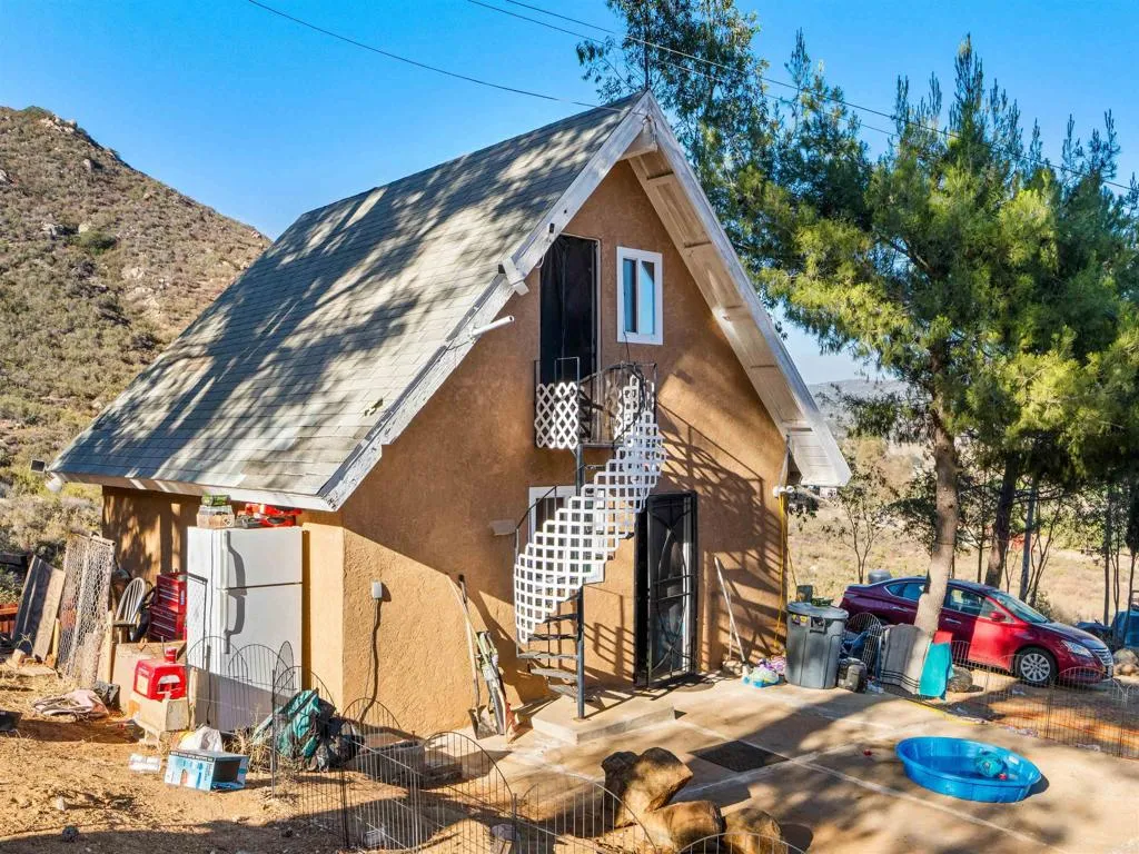 https://cdn.realtyfeed.com/cdn/127/306767215/87863105490273a5c5d246f1bdb8fb3e.webp