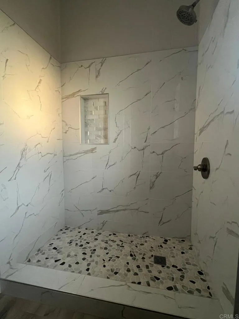 https://cdn.realtyfeed.com/cdn/127/306767215/b17a6747d63ba018a6b86abe0f851c37.webp