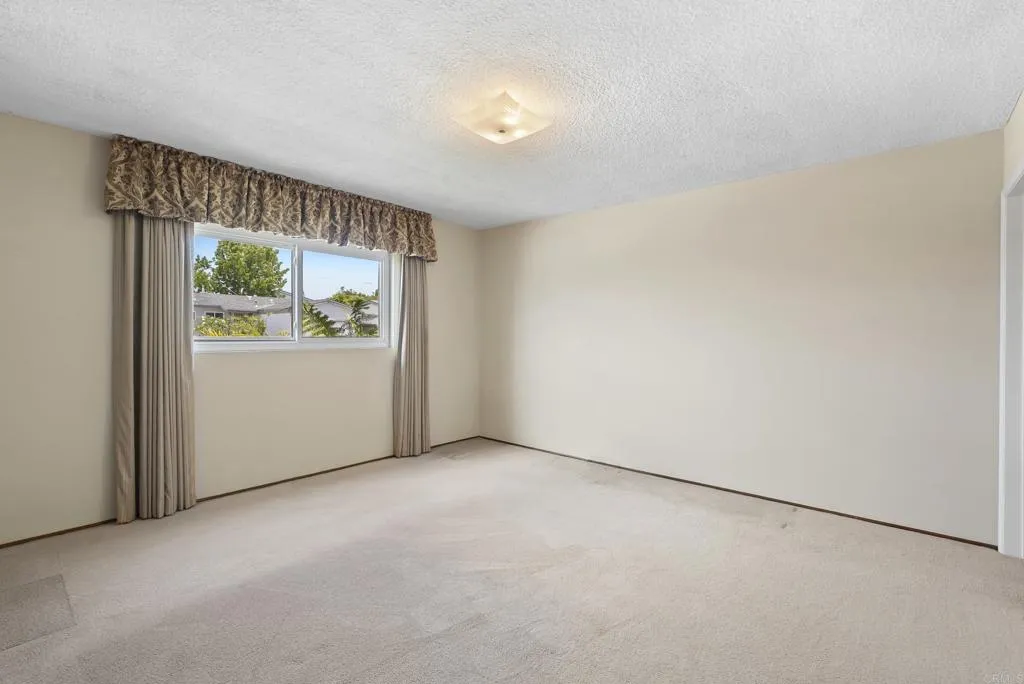 https://cdn.realtyfeed.com/cdn/127/306767249/7462dbf023c9b4a8998d28b8f8406a0d.webp