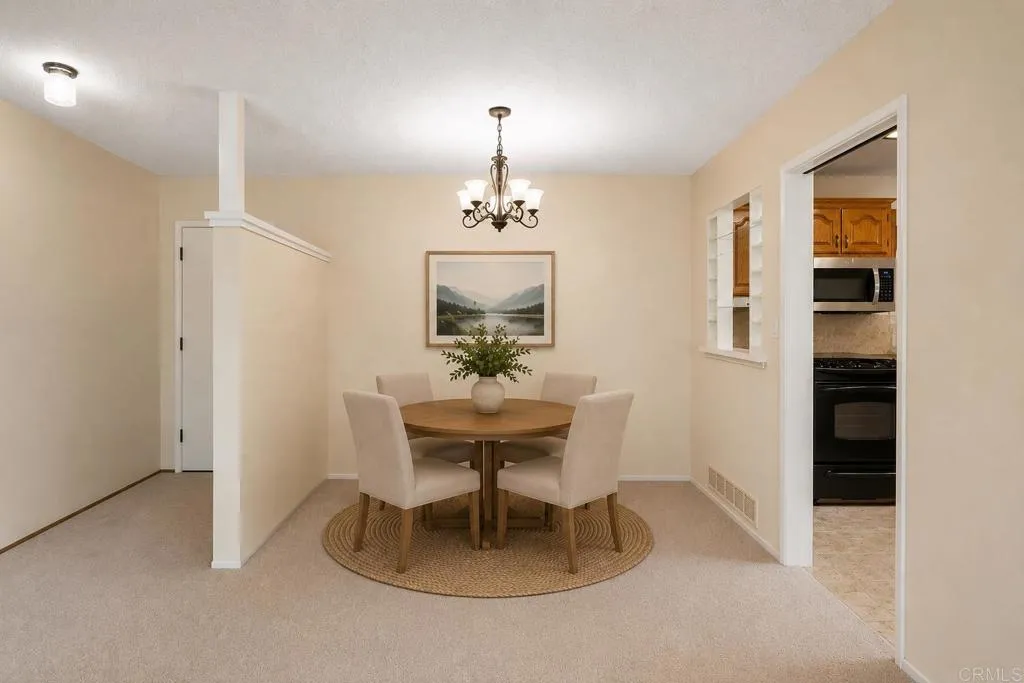 https://cdn.realtyfeed.com/cdn/127/306767249/bfb9f3c7446793e0ed3b31d0958caf33.webp