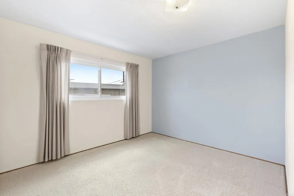 https://cdn.realtyfeed.com/cdn/127/306767249/f6f38d695f20f60df401356ad7166cc1.webp
