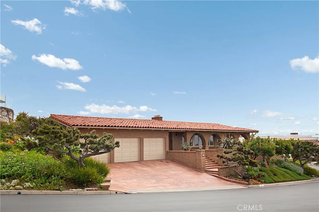 15 Monarch Bay Drive, Dana Point, CA 92629 - Photo 3 of 27, Dana Point, CA