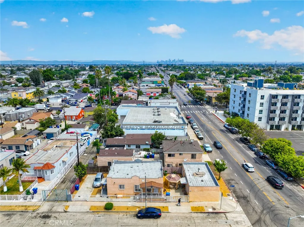 251 E 105th, Los Angeles, CA 90003 - Photo 2 of 18, Los Angeles, CA