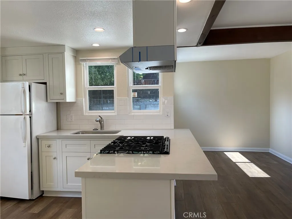 15 E Mira Monte Unit 5, Sierra Madre, CA 91024 - Photo 4 of 14, Sierra Madre, CA
