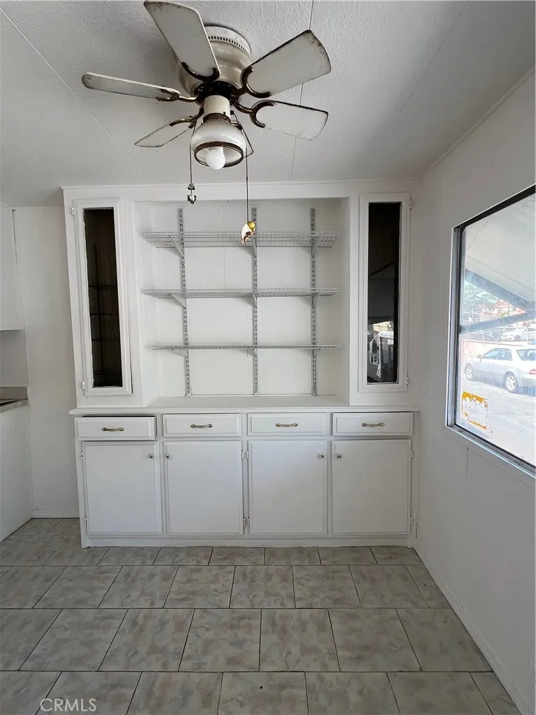3929 W 5 Th Unit 4, Santa Ana, CA 92703 - Photo 5 of 16, Santa Ana, CA