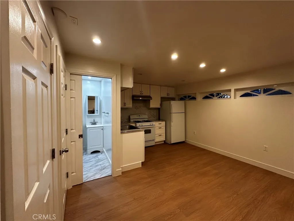 22740 Liberty Bell Rd, Calabasas, CA 91302 - Photo 5 of 10, Calabasas, CA