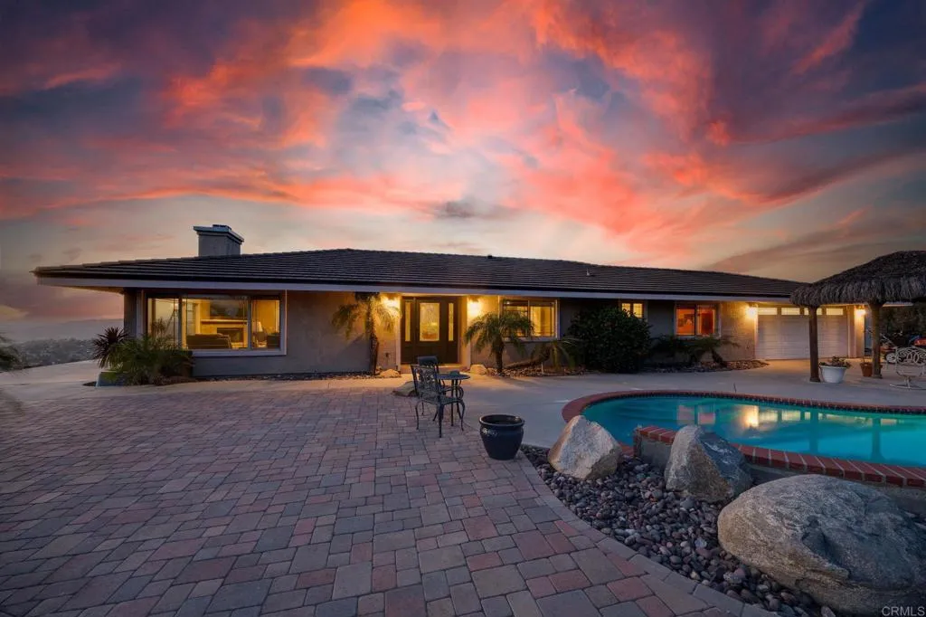 https://cdn.realtyfeed.com/cdn/127/306767386/2da87b4d076298c48590b9cdeafd9a82.webp