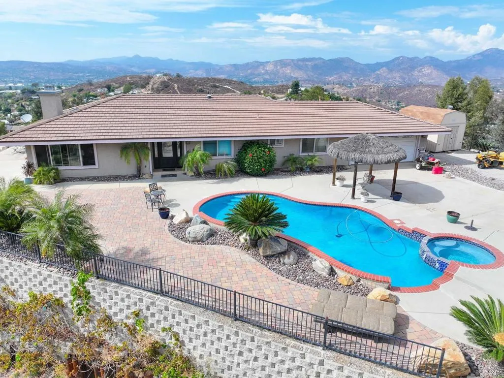 https://cdn.realtyfeed.com/cdn/127/306767386/3dc20fb1657be81a72ac282baf1721a6.webp