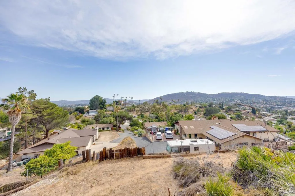 https://cdn.realtyfeed.com/cdn/127/306767386/5bcfb04d7064210235de672b310e2f56.webp