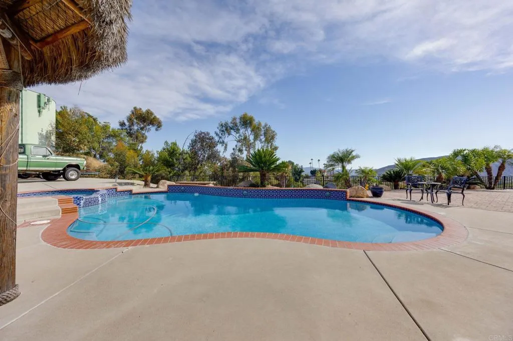 https://cdn.realtyfeed.com/cdn/127/306767386/8010a1174bbfb632d1e6ac7046d633d4.webp