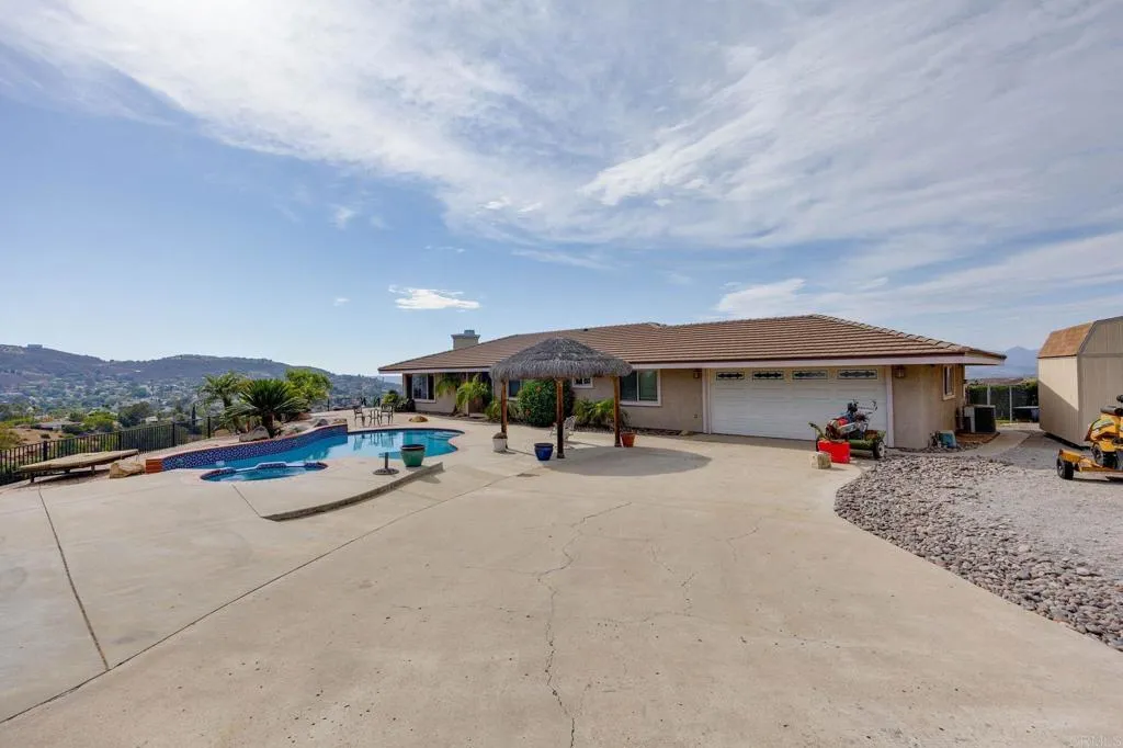 https://cdn.realtyfeed.com/cdn/127/306767386/839a869c3df54141e2aa074fc5b2fb23.webp