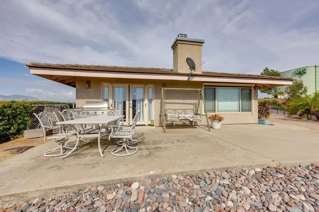https://cdn.realtyfeed.com/cdn/127/306767386/8ad2634b1c9f10c49b2ce0081bdb04e3.webp