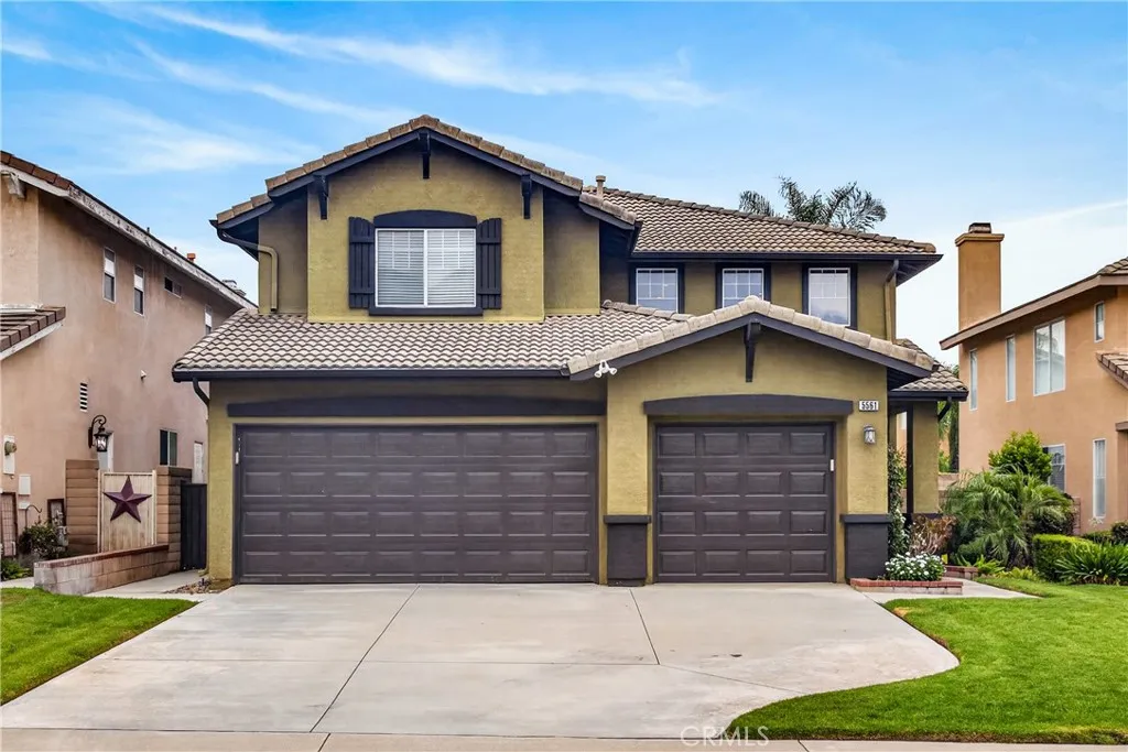 5561 Hunt Club Drive, Fontana, CA 92336 - Main photo, Fontana, CA
