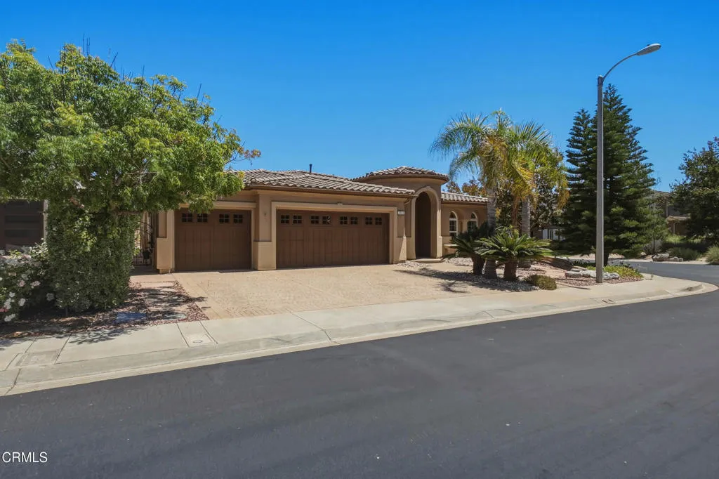 1104 Turtle Creek Lane, Thousand Oaks, CA 91320 - Photo 3 of 33, Thousand Oaks, CA