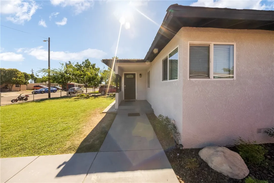 914 W Cambridge Avenue, Fresno, CA 93705 - Photo 5 of 40, Fresno, CA