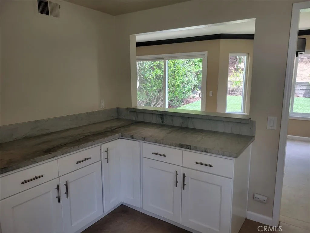 19467 Eagle Ridge, Los Angeles, CA 91326 - Photo 4 of 14, Los Angeles, CA