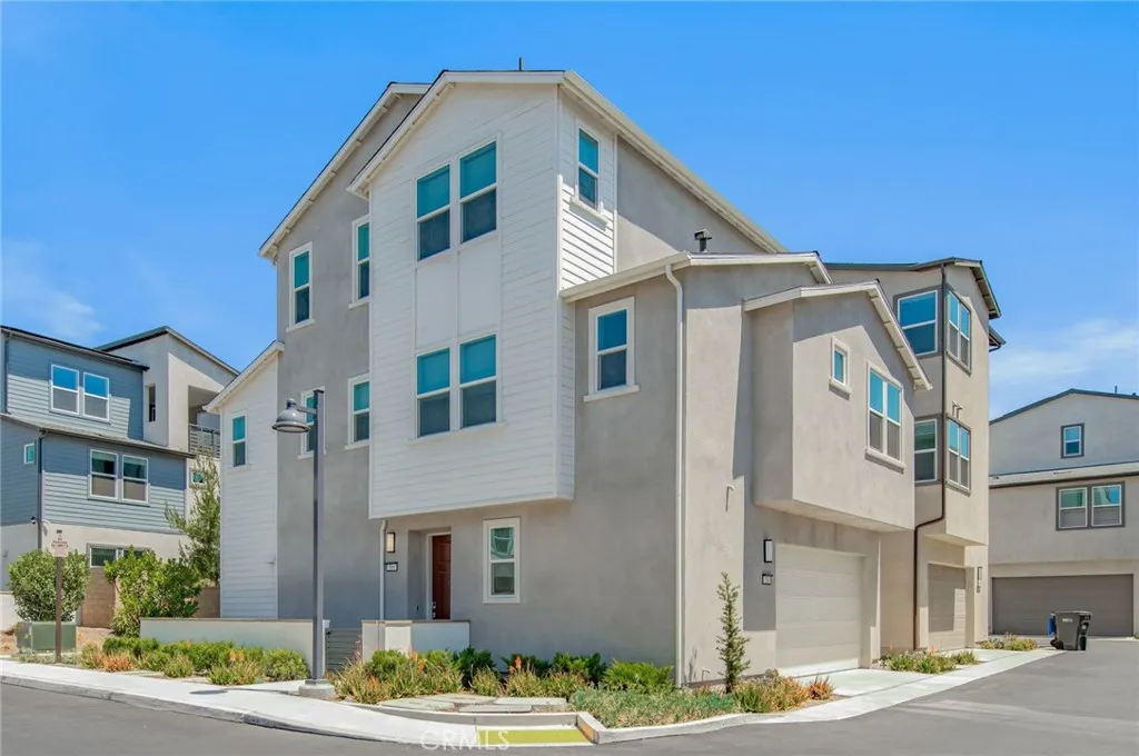 204 Yerba, Irvine, CA 92618 - Photo 2 of 38, Irvine, CA