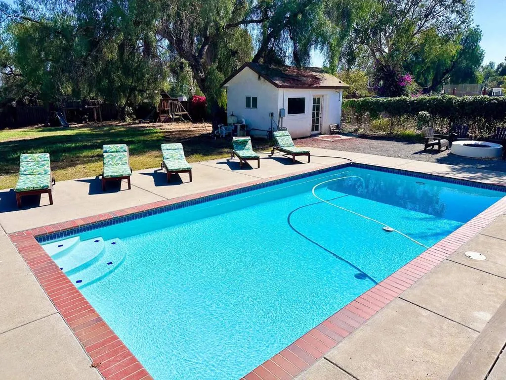 https://cdn.realtyfeed.com/cdn/127/306767465/4a25d71de7b1978146236545b0ab6829.webp
