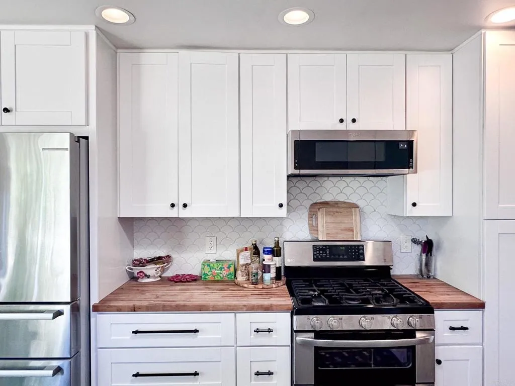 https://cdn.realtyfeed.com/cdn/127/306767465/cd65fbfdbfbd941183c49f09fb209886.webp