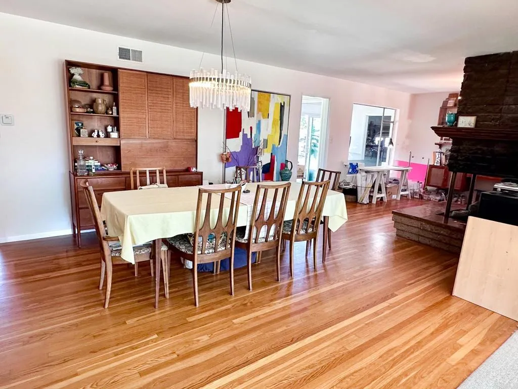 https://cdn.realtyfeed.com/cdn/127/306767465/dba9aa90656dd053bdd5df94f8ea75da.webp