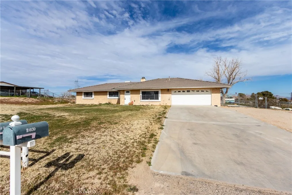 13920 Dos Palmas, Victorville, CA 92392 - Photo 3 of 47, Victorville, CA