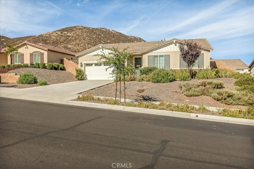 29689 Pathfinder Court, Winchester, CA 92596 - Photo 3 of 30, Winchester, CA
