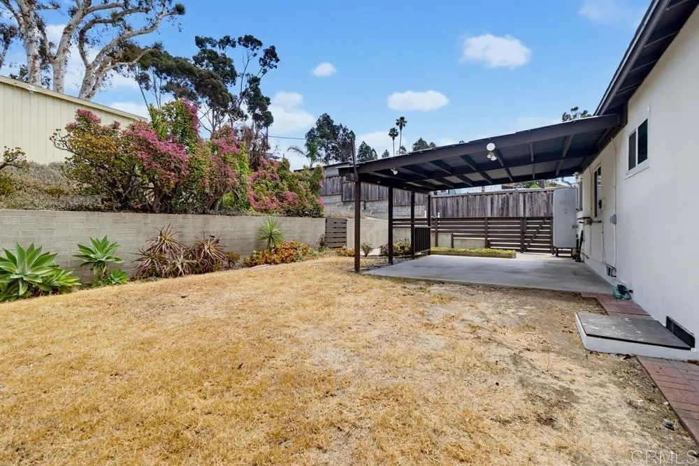 https://cdn.realtyfeed.com/cdn/127/306767533/302dd8cc707afafddf25630aff33d653.webp