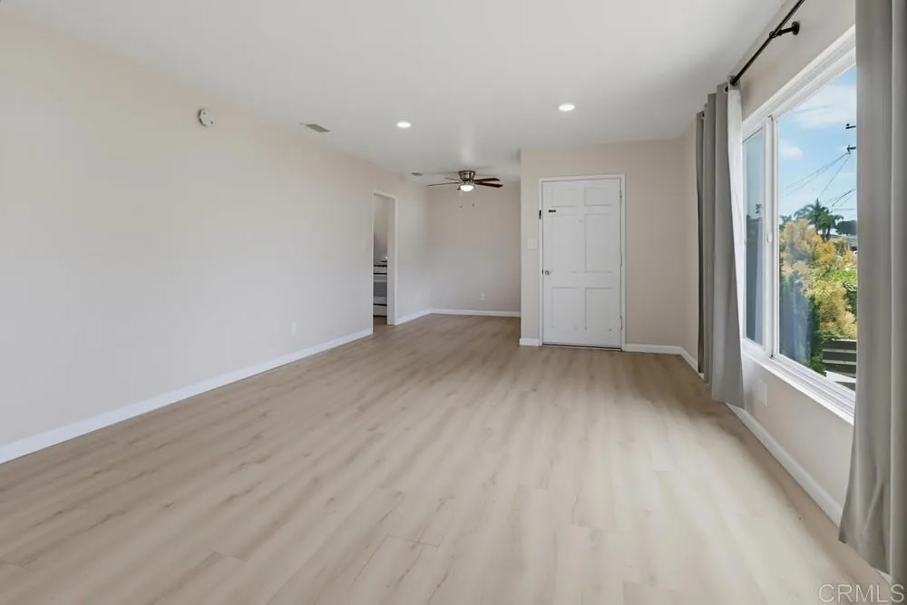https://cdn.realtyfeed.com/cdn/127/306767533/460644227d86e873c650d27b7dfb6d3f.webp