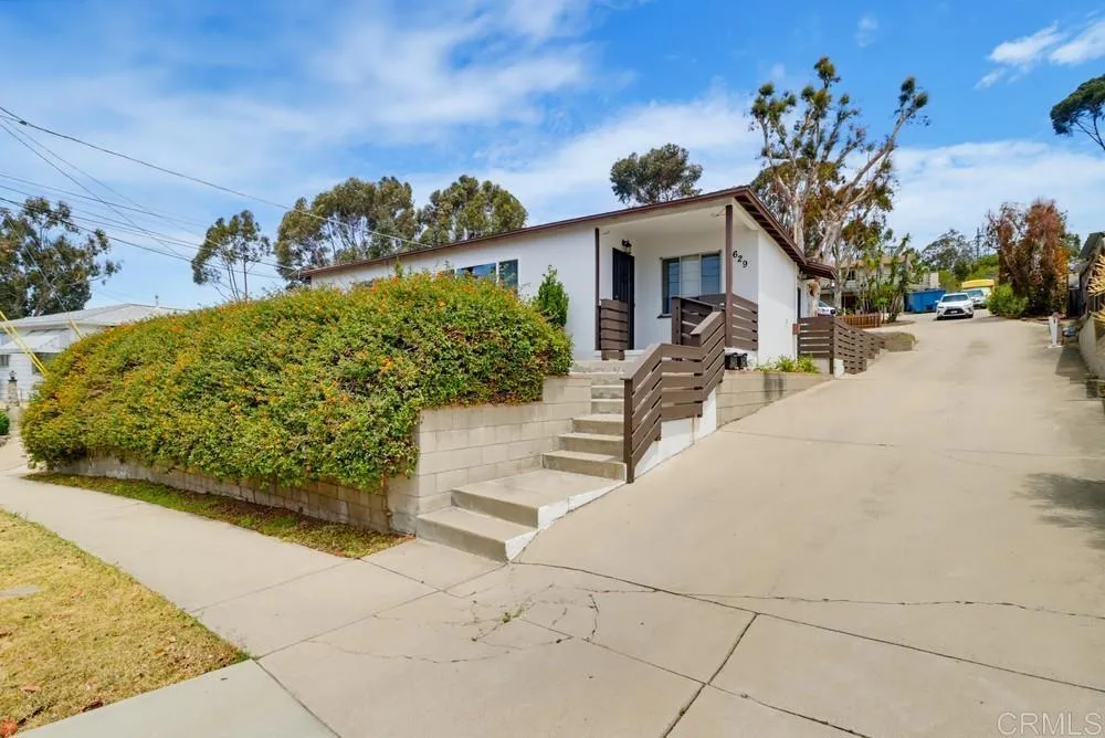 https://cdn.realtyfeed.com/cdn/127/306767533/bea2e47b7d8fbec40e5a7c055f9f3dc1.webp