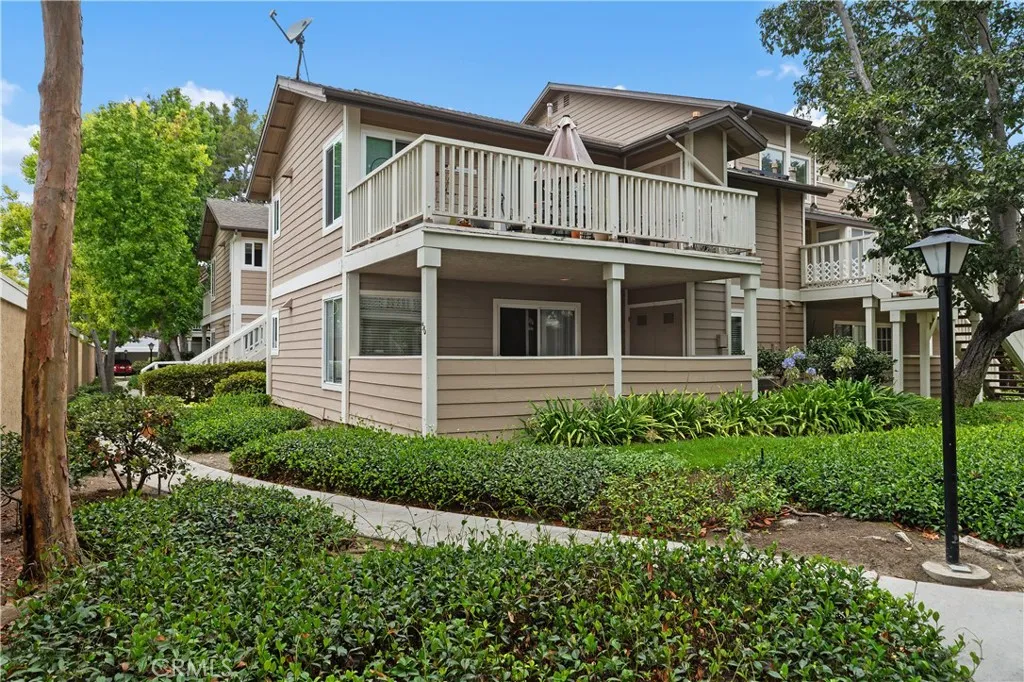6951 Knollcrest Lane Unit 56