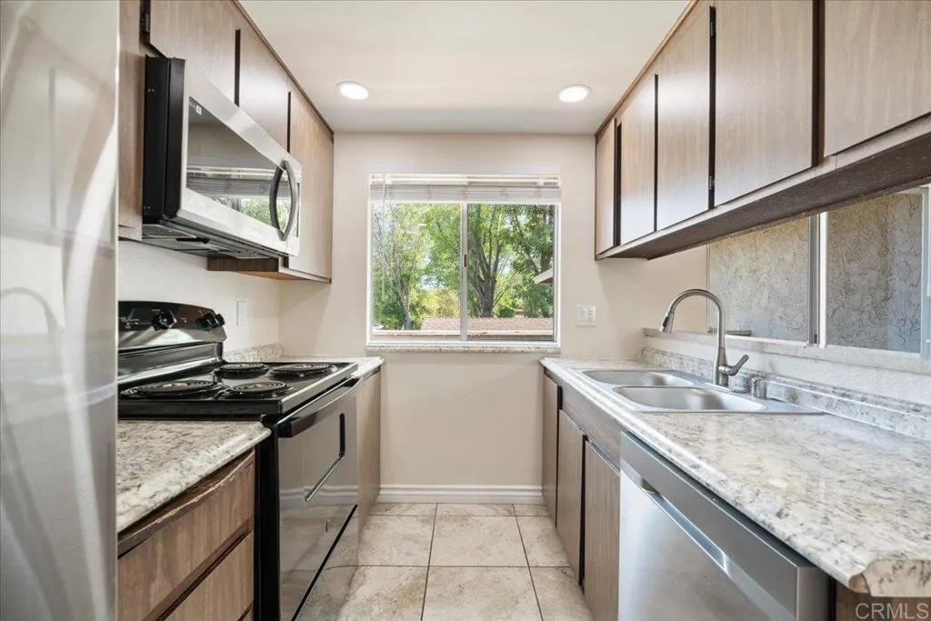Photo #8: PTP2605294 Listing: Photo #8