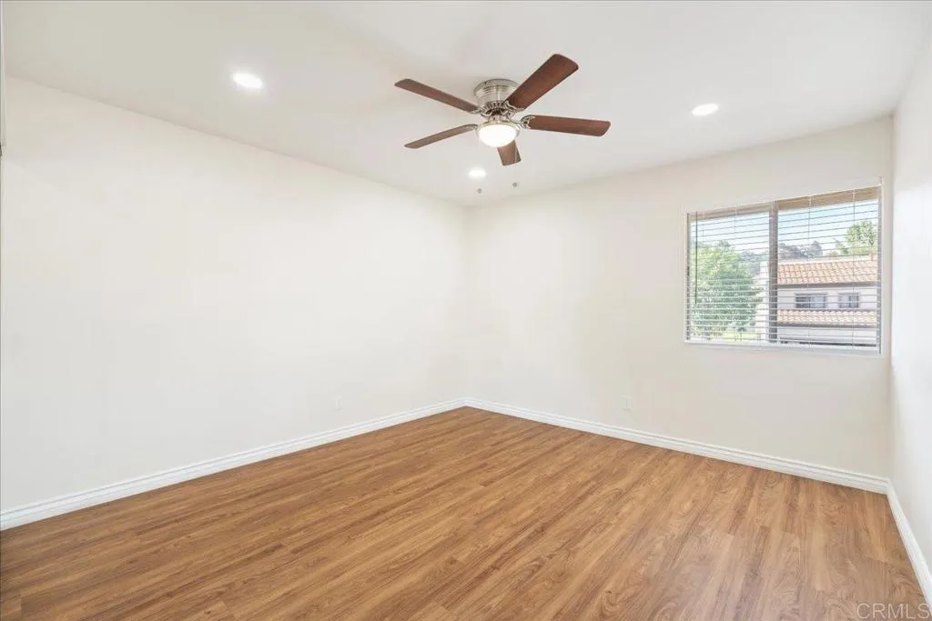 Photo #12: PTP2605294 Listing: Photo #12