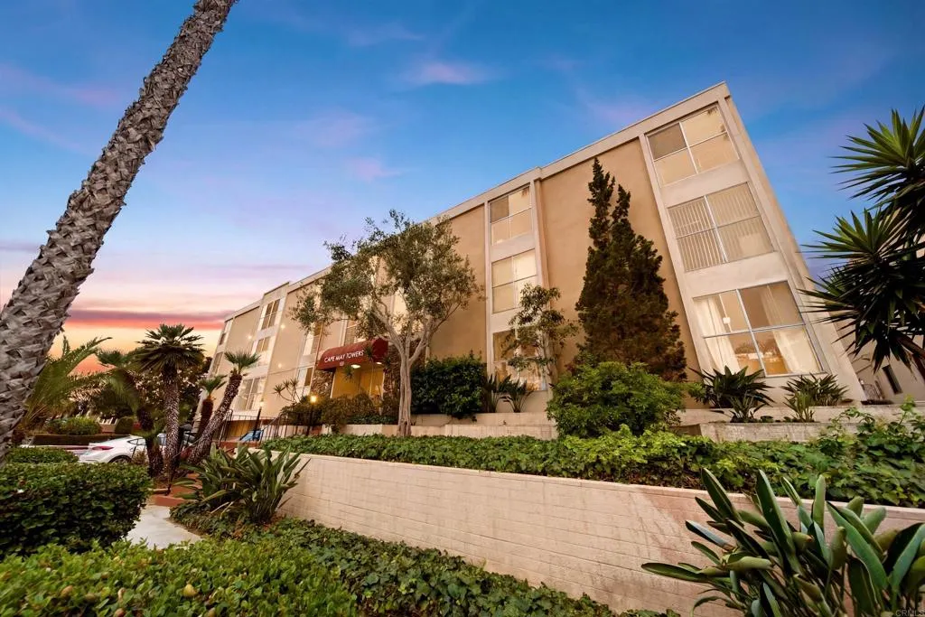 https://cdn.realtyfeed.com/cdn/127/306767611/01afb7b906509942a63924909665fb56.webp