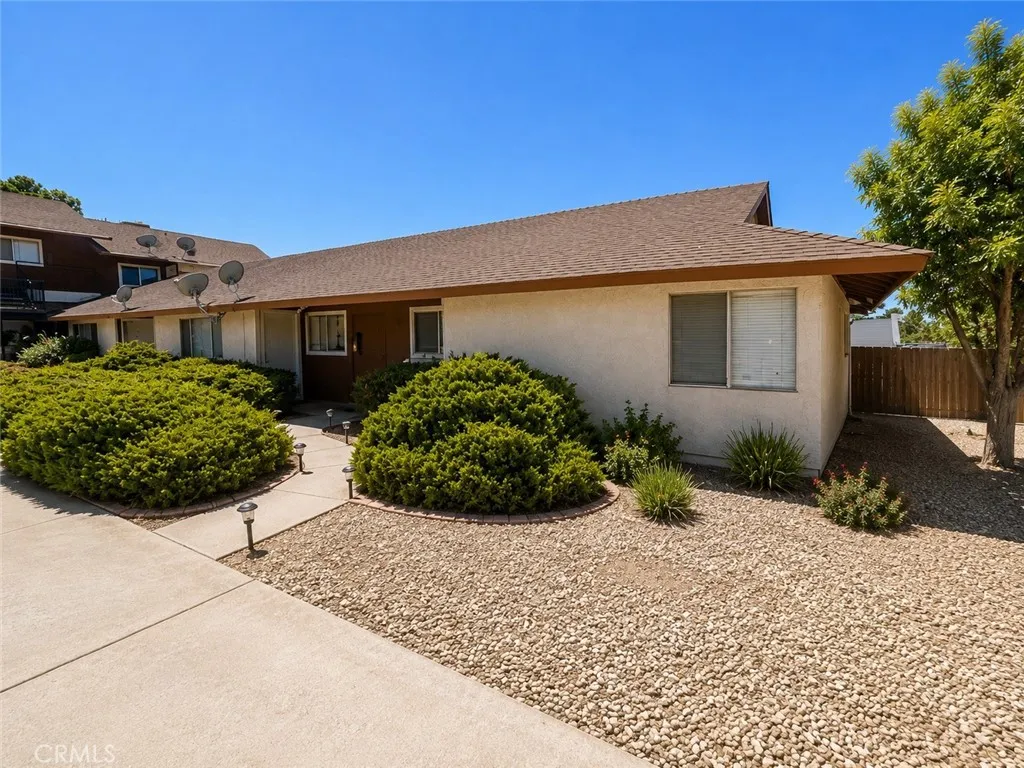 Apple Valley, CA 92307