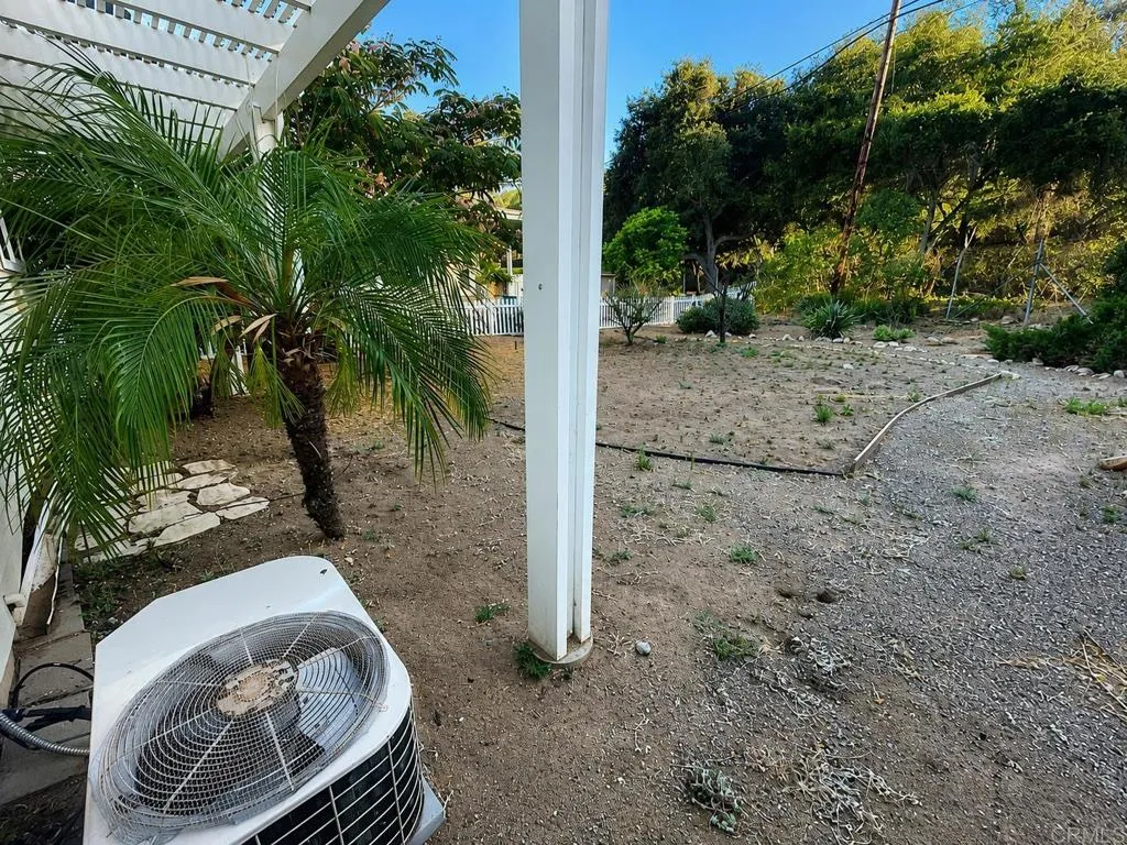 https://cdn.realtyfeed.com/cdn/127/306767711/5fd26e98b9f4bfb281e3d9b2035c368e.webp