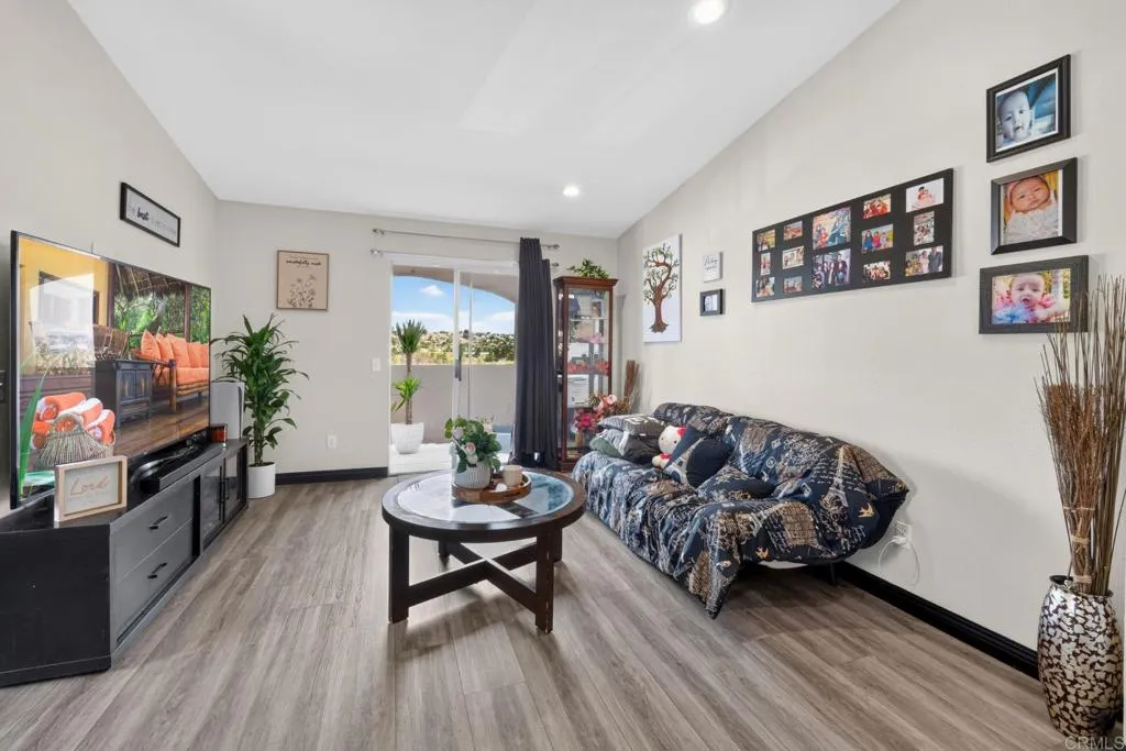6454 Quarry Rd Unit 8, Spring Valley, CA 91977 - Photo 3 of 31, Spring Valley, CA