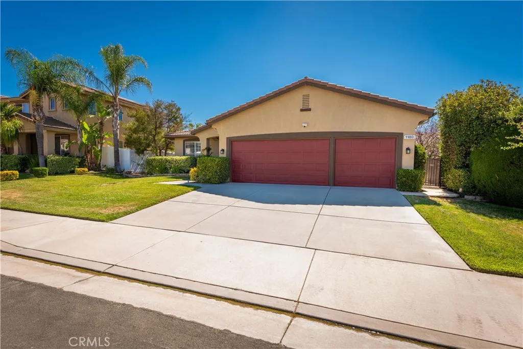 1180 Sagamore Cir, Beaumont, CA 92223 - Photo 4 of 46, Beaumont, CA