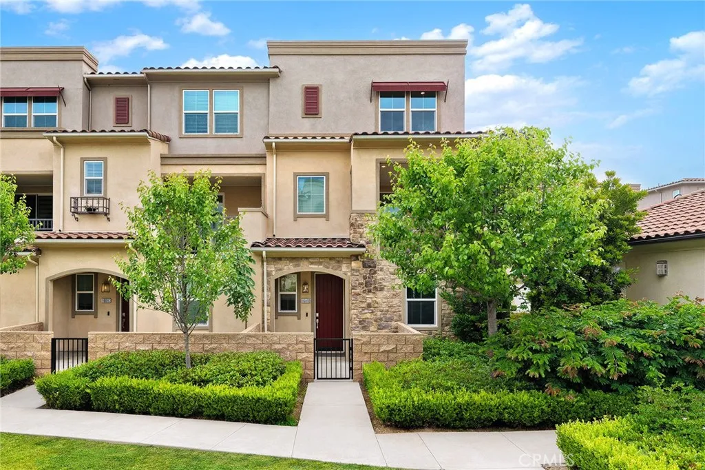 1601 St Simon Circle D